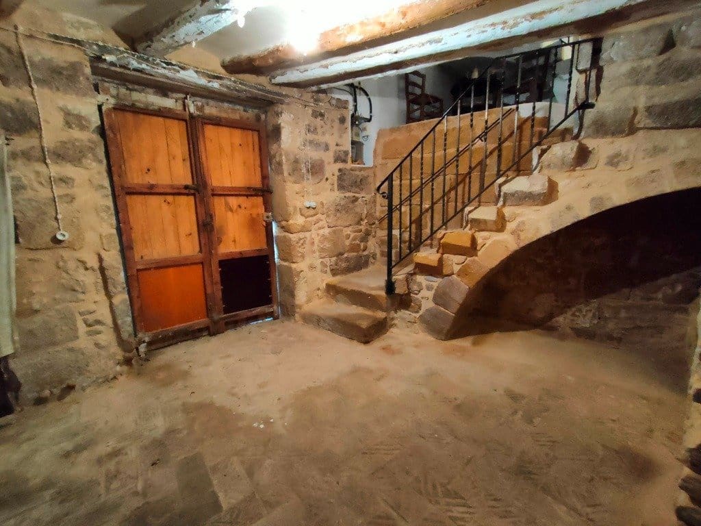 5 soveværelse Byhus til salg i Calaceite - € 75.000 (Ref: 9150168)