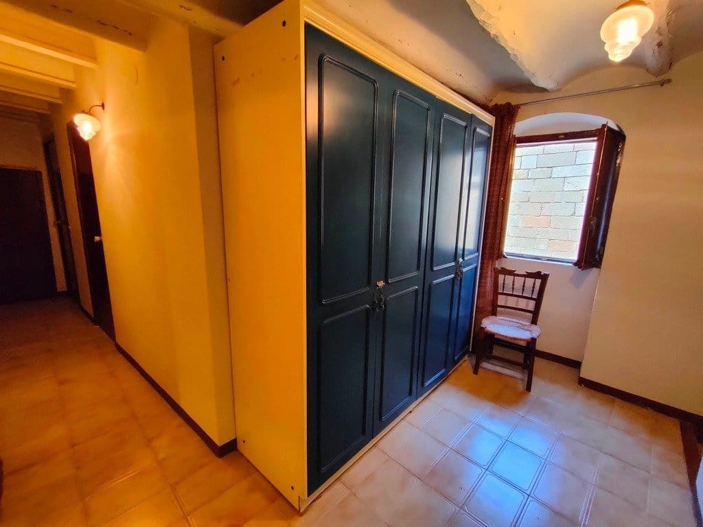 5 soveværelse Byhus til salg i Calaceite - € 75.000 (Ref: 9150168)