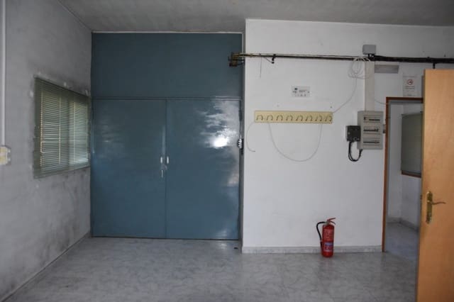 Business for sale in Horta de Sant Joan - € 198,000 (Ref: 9150169)