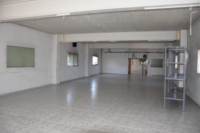 Business for sale in Horta de Sant Joan - € 198,000 (Ref: 9150169)