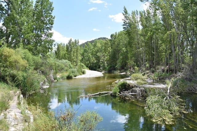 Finca/Landhuis te koop in Valderrobres - € 52.000 (Ref: 9150170)