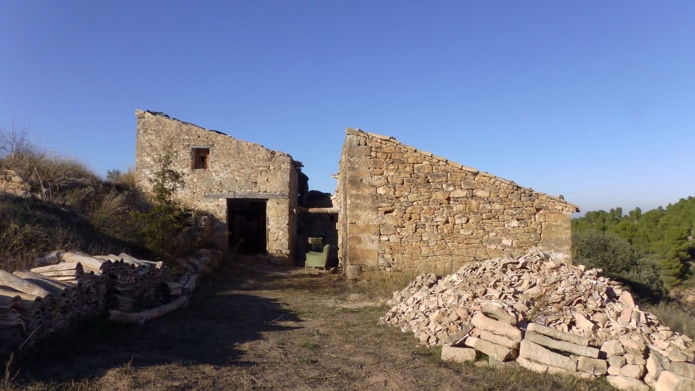 Finca/Herregård til salgs i Cretas - € 80 000 (Ref: 9150174)