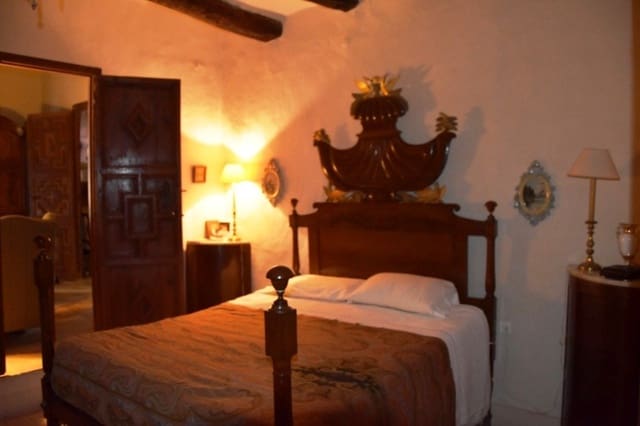 6 sovrum Villa till salu i Calaceite - 290 000 € (Ref: 9150175)