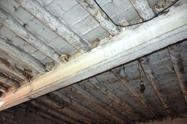 Commercial for sale in La Portellada with garage - € 35,000 (Ref: 9150188)