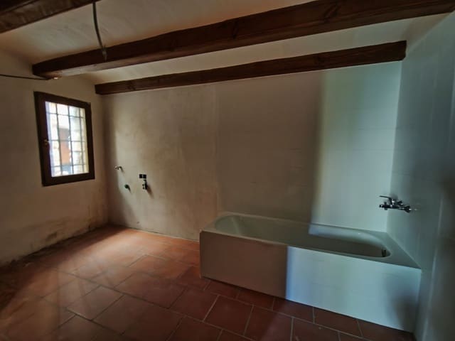 Byhus til salg i Valderrobres - € 112.000 (Ref: 9150197)