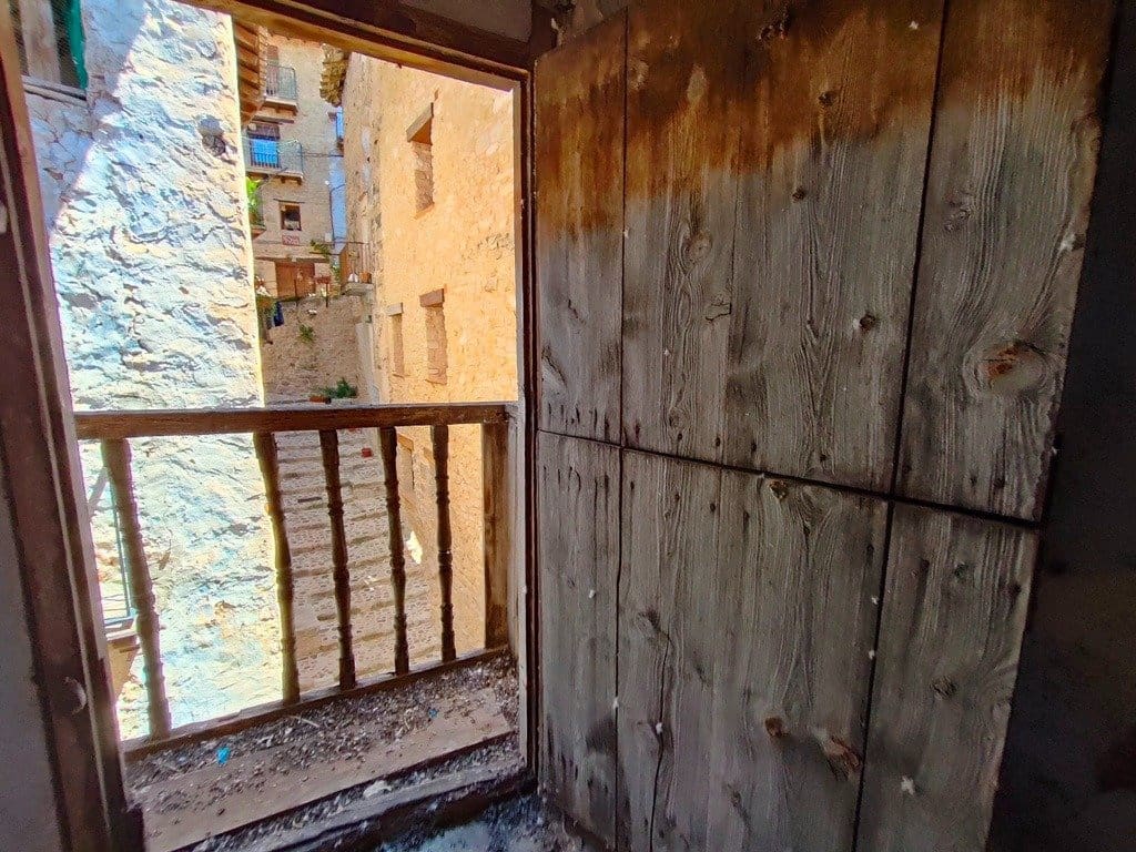 Ruina na sprzedaż w Valderrobres - 92 000 € (Ref: 9150198)