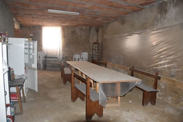 Townhouse for sale in Torre del Compte - € 100,000 (Ref: 9150210)