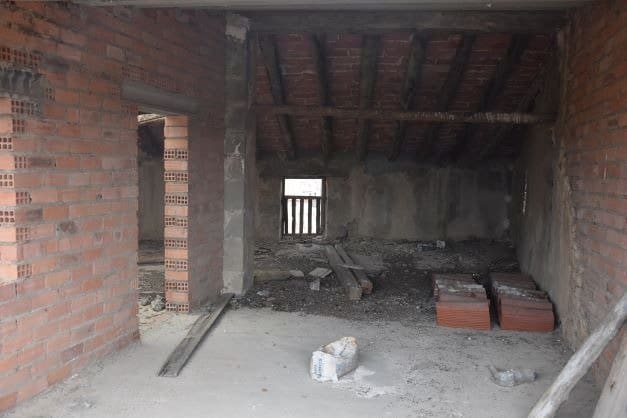 Townhouse for sale in Torre del Compte - € 100,000 (Ref: 9150210)