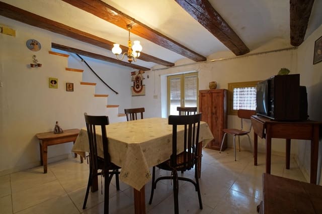 3 soveværelse Byhus til salg i Valderrobres - € 105.000 (Ref: 9150213)