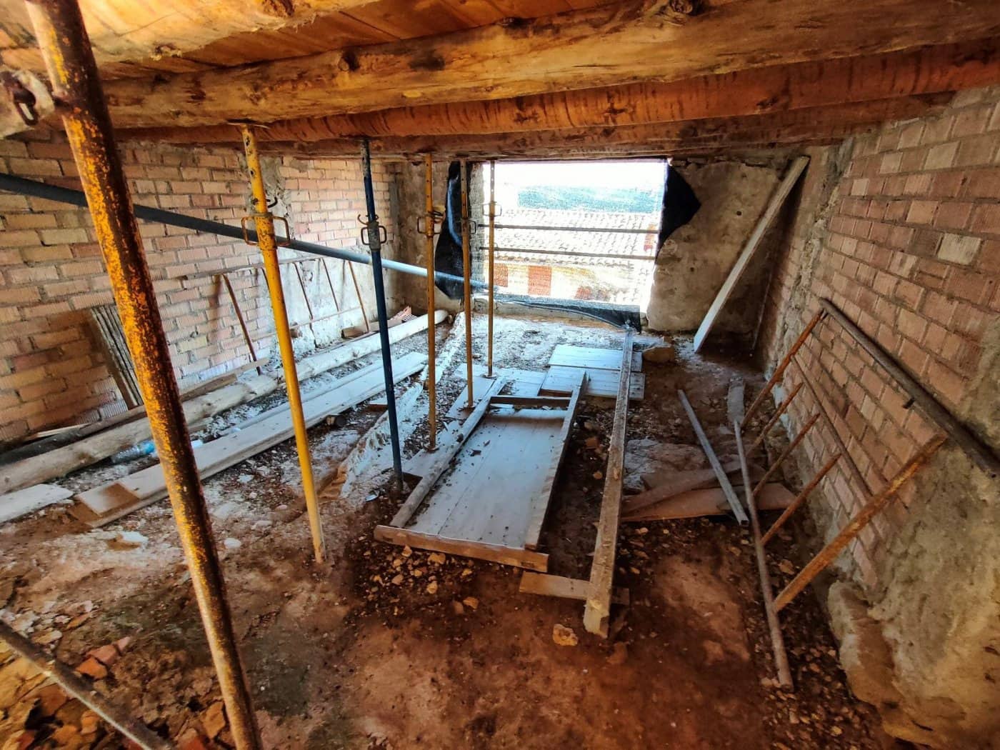 Ruin til salg i La Fresneda - € 93.750 (Ref: 9150215)