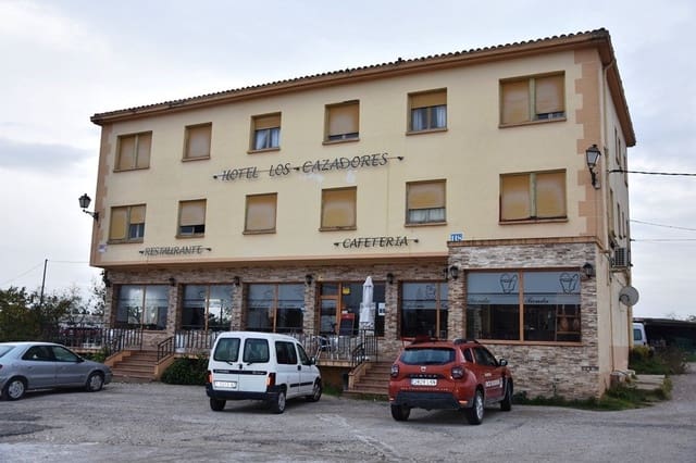 14 soveværelse Hotel til salg i Calaceite - € 595.000 (Ref: 9150226)