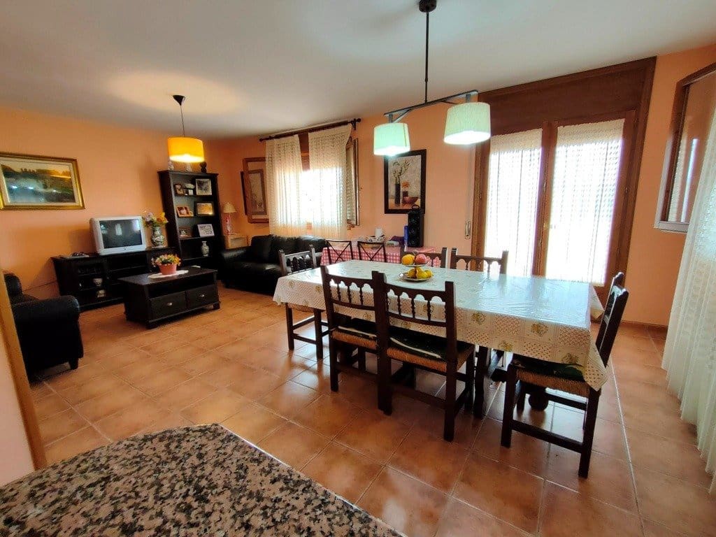 5 sypialnia Willa na sprzedaż w Monroyo z garażem - 250 000 € (Ref: 9150227)