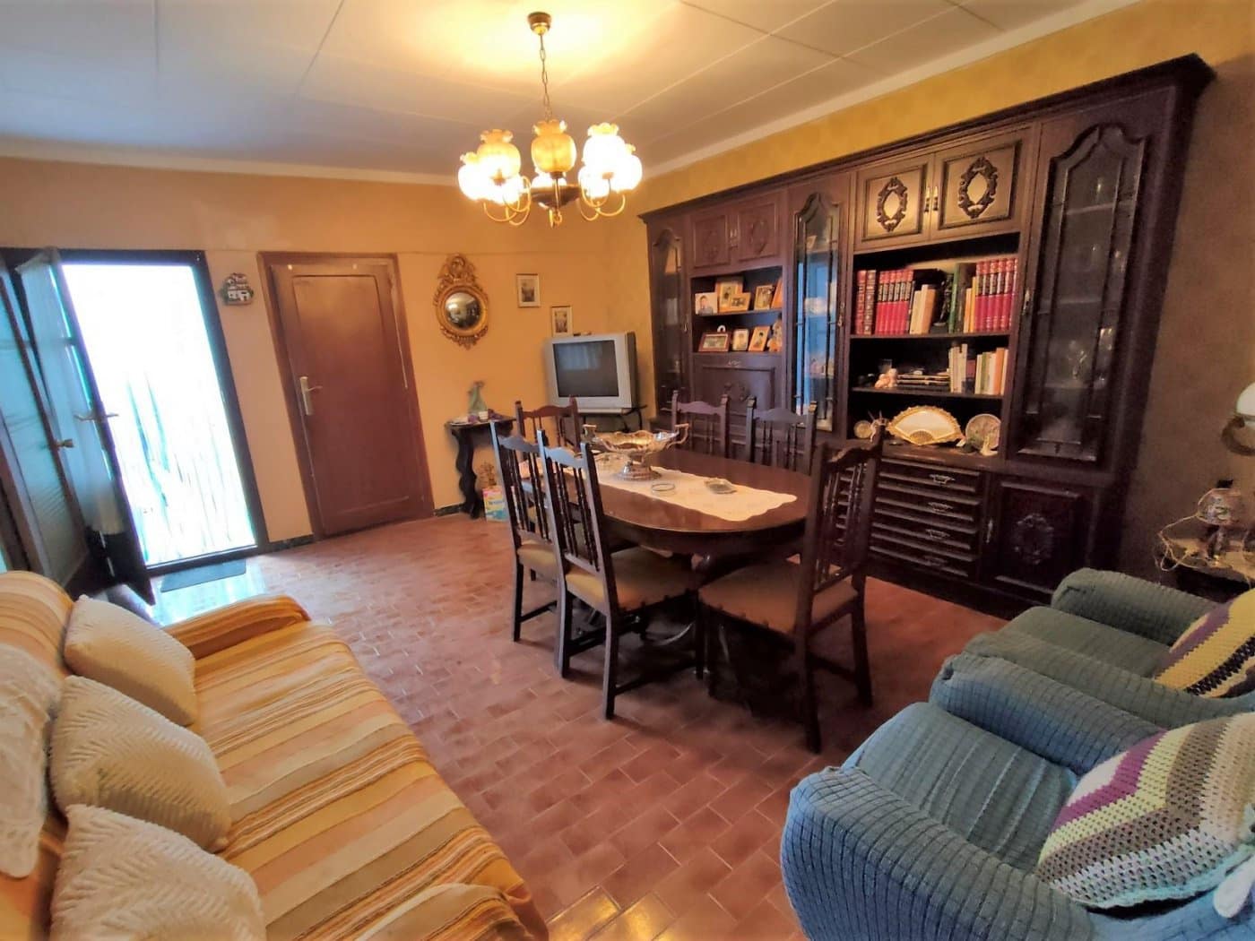 4 sypialnia Finka/Dom wiejski na sprzedaż w Valdealgorfa z garażem - 120 000 € (Ref: 9150231)