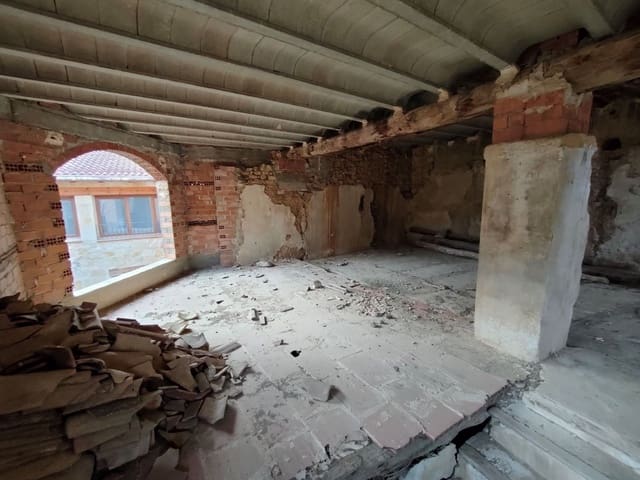 Ruin for sale in Ráfales - € 24,000 (Ref: 9150234)