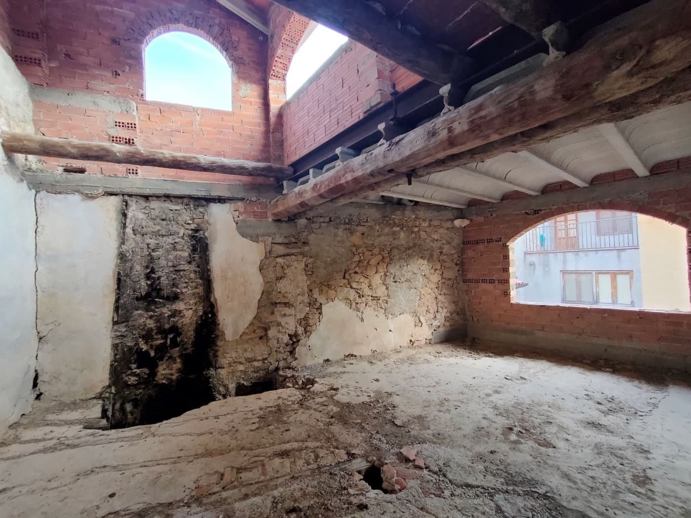 Ruina na sprzedaż w Rafales - 24 000 € (Ref: 9150234)