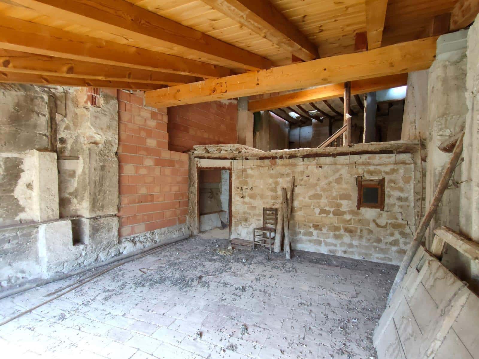 5 soverom Hus til salgs i La Fresneda - € 85 000 (Ref: 9150235)