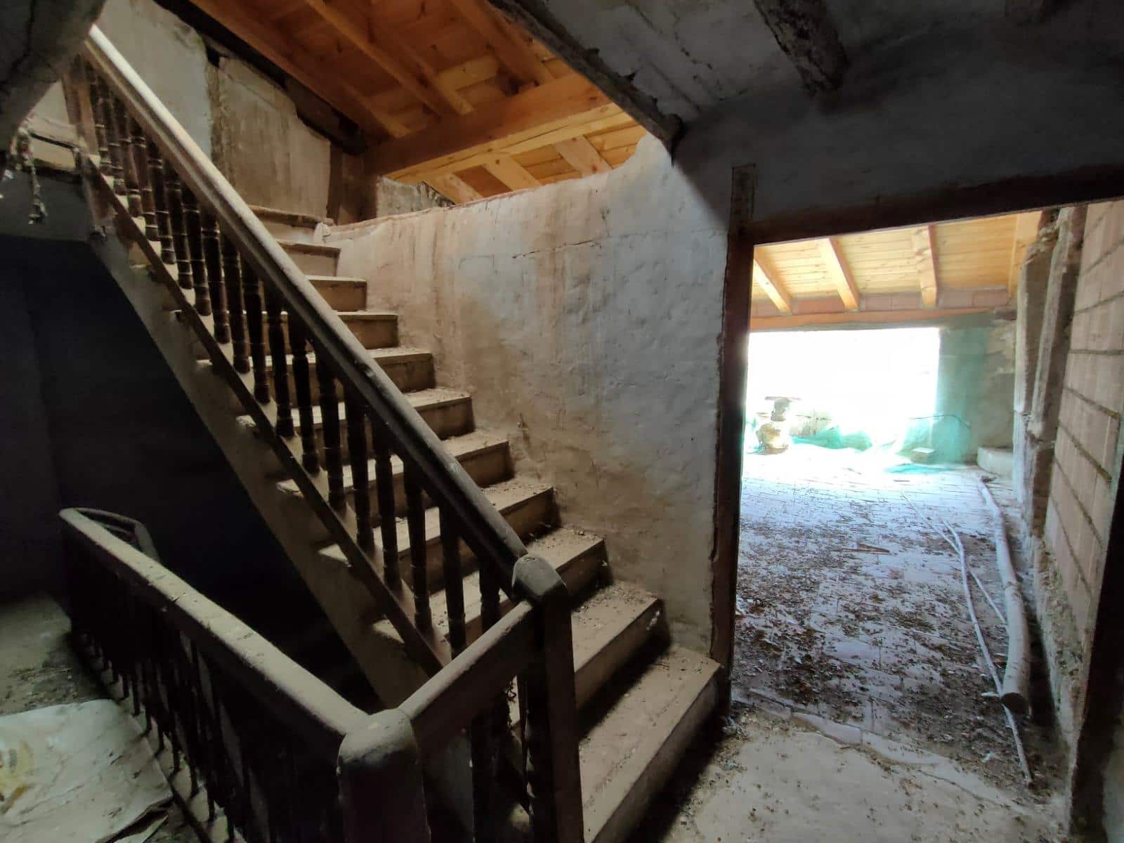 5 soverom Hus til salgs i La Fresneda - € 85 000 (Ref: 9150235)