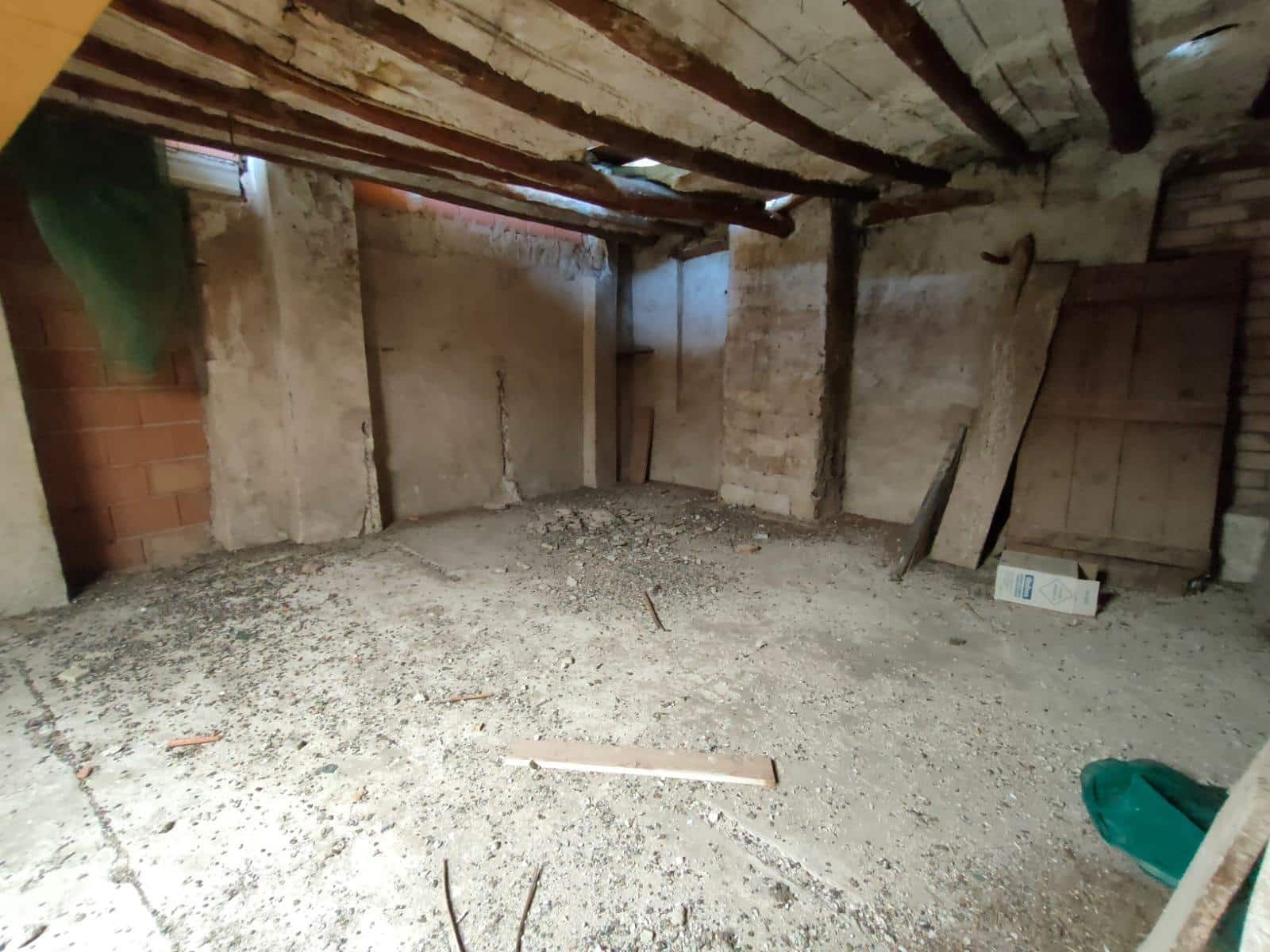 5 soverom Hus til salgs i La Fresneda - € 85 000 (Ref: 9150235)