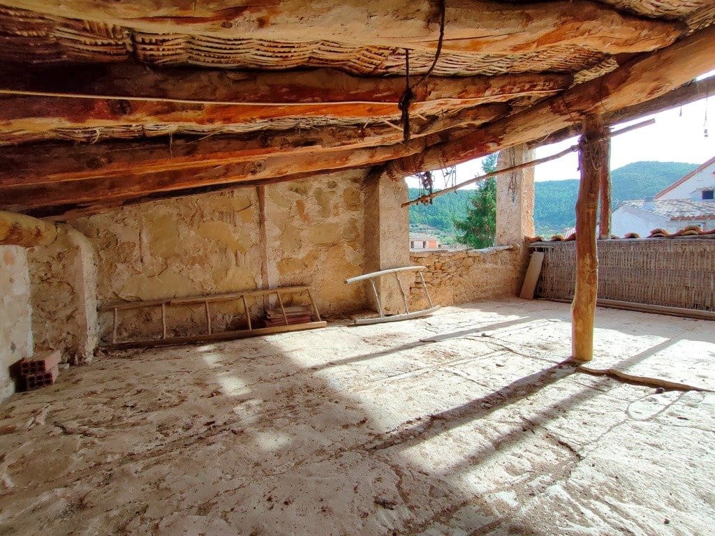 Dom na sprzedaż w La Portellada - 36 000 € (Ref: 9150236)