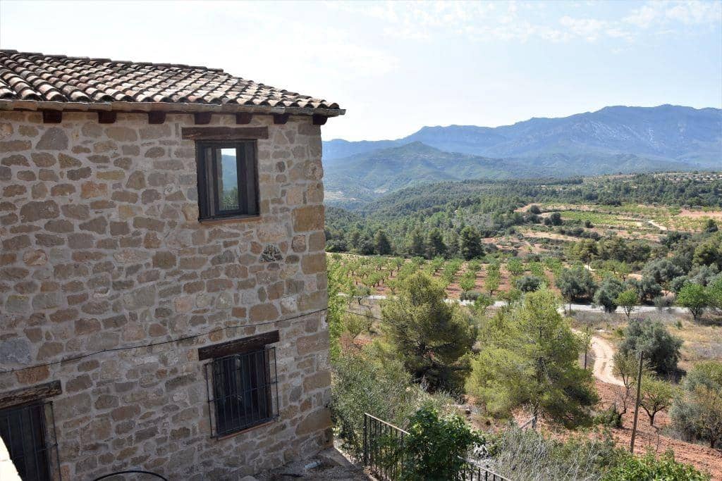 3 soveværelse Finca/Landehus til salg i Horta de Sant Joan med swimmingpool garage - € 330.000 (Ref: 9150246)