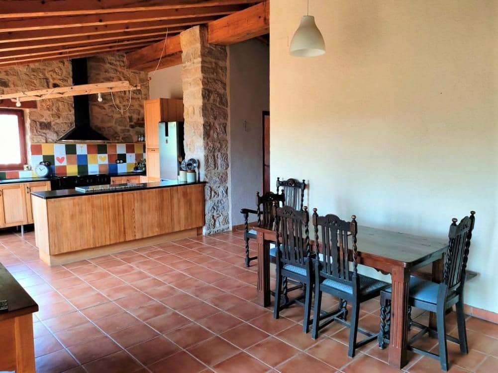 3 soveværelse Finca/Landehus til salg i Horta de Sant Joan med swimmingpool garage - € 330.000 (Ref: 9150246)