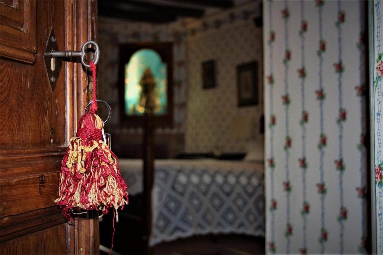 6 soveværelse Byhus til salg i Valderrobres - € 590.000 (Ref: 9150251)