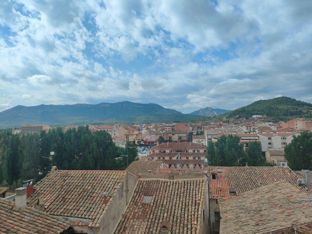 6 soveværelse Byhus til salg i Valderrobres - € 590.000 (Ref: 9150251)