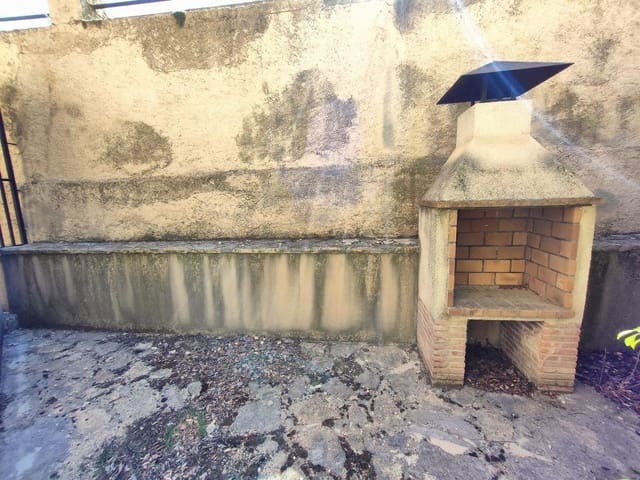 3 makuuhuone Paritalo myytävänä paikassa Beceite mukana 
autotalli - 278 000 € (Ref: 9150252)