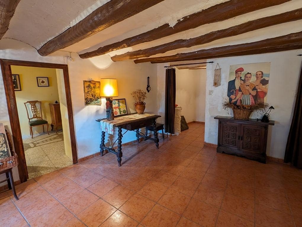 5 soveværelse Byhus til salg i Valderrobres med garage - € 110.000 (Ref: 9150254)