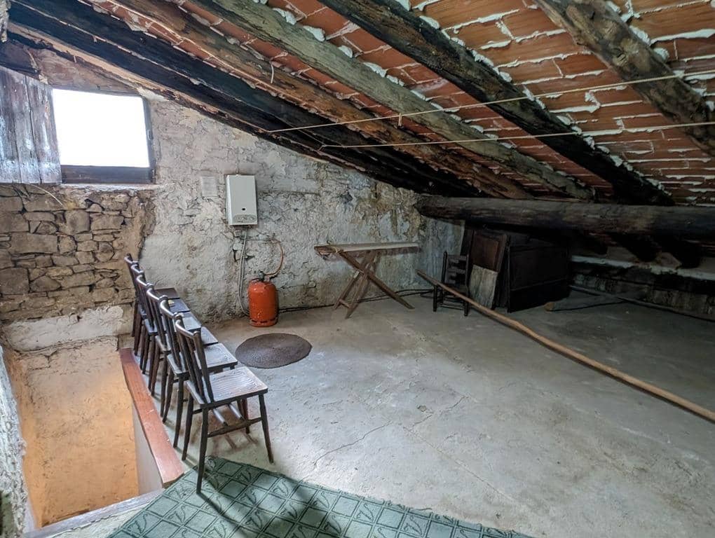 5 soveværelse Byhus til salg i Valderrobres med garage - € 110.000 (Ref: 9150254)