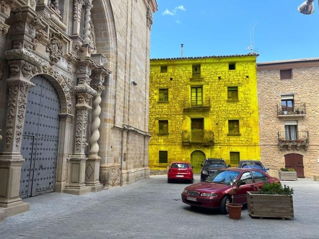 8 bedroom Townhouse for sale in Valjunquera - € 74,000 (Ref: 9150255)