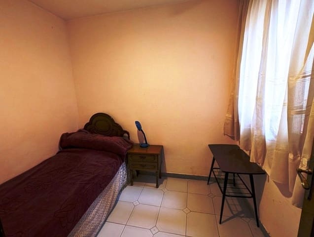 5 bedroom Townhouse for sale in Valderrobres - € 130,000 (Ref: 9150260)