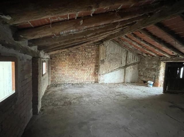 Commercial for sale in Horta de Sant Joan with garage - € 55,000 (Ref: 9150262)