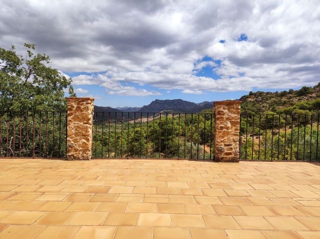 4 soveværelse Finca/Landehus til salg i Beceite med garage - € 490.000 (Ref: 9150269)