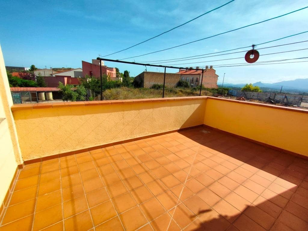 5 soveværelse Villa til salg i Cretas med garage - € 275.000 (Ref: 9150270)