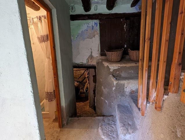 3 slaapkamer Finca/Landhuis te koop in Lledó - € 37.500 (Ref: 9150274)