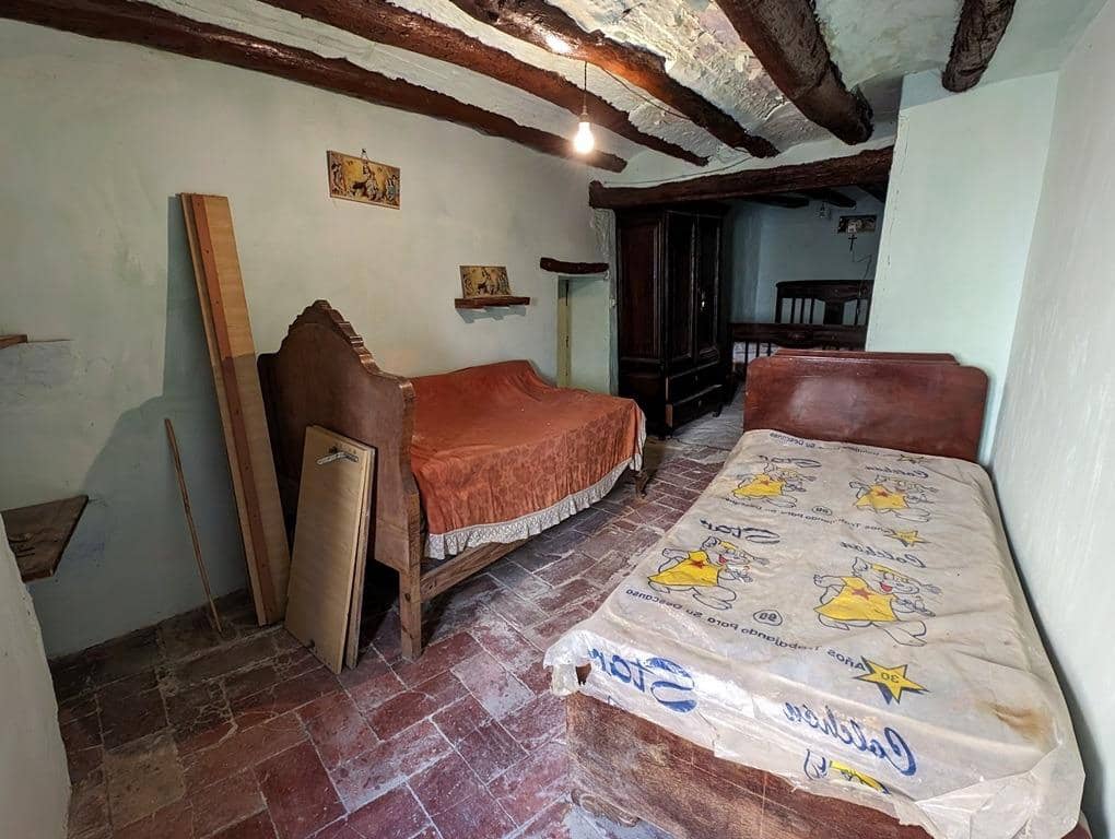 3 slaapkamer Finca/Landhuis te koop in Lledo - € 37.500 (Ref: 9150274)