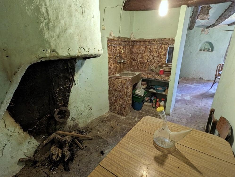 3 slaapkamer Finca/Landhuis te koop in Lledo - € 37.500 (Ref: 9150274)