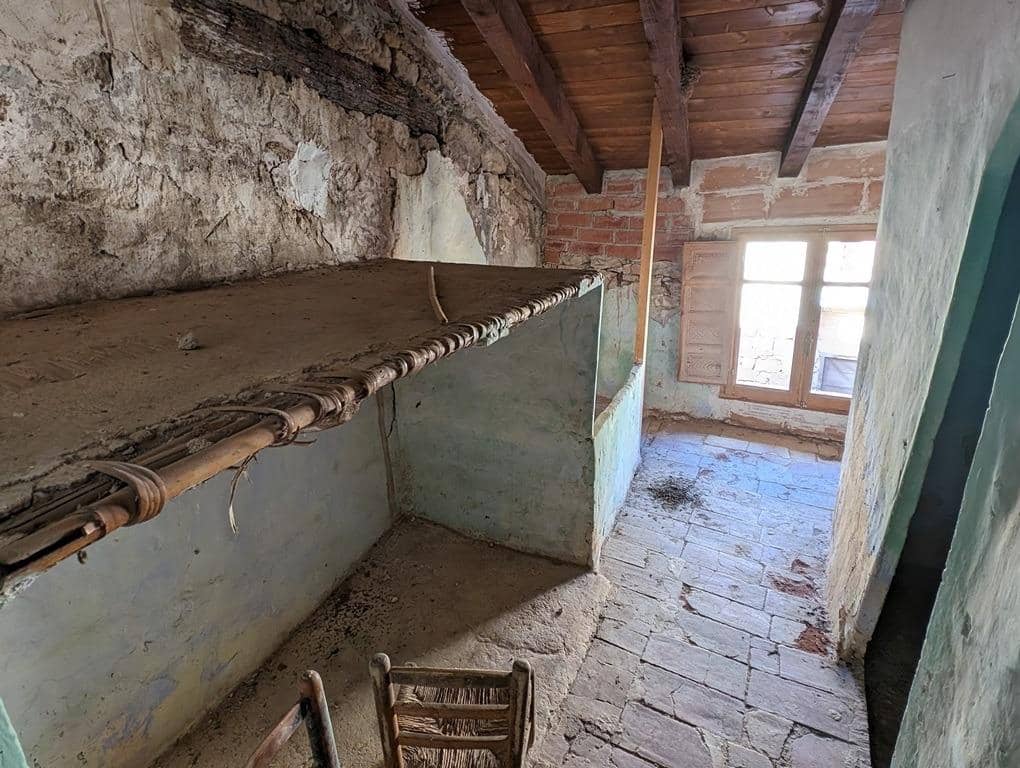 3 slaapkamer Finca/Landhuis te koop in Lledo - € 37.500 (Ref: 9150274)