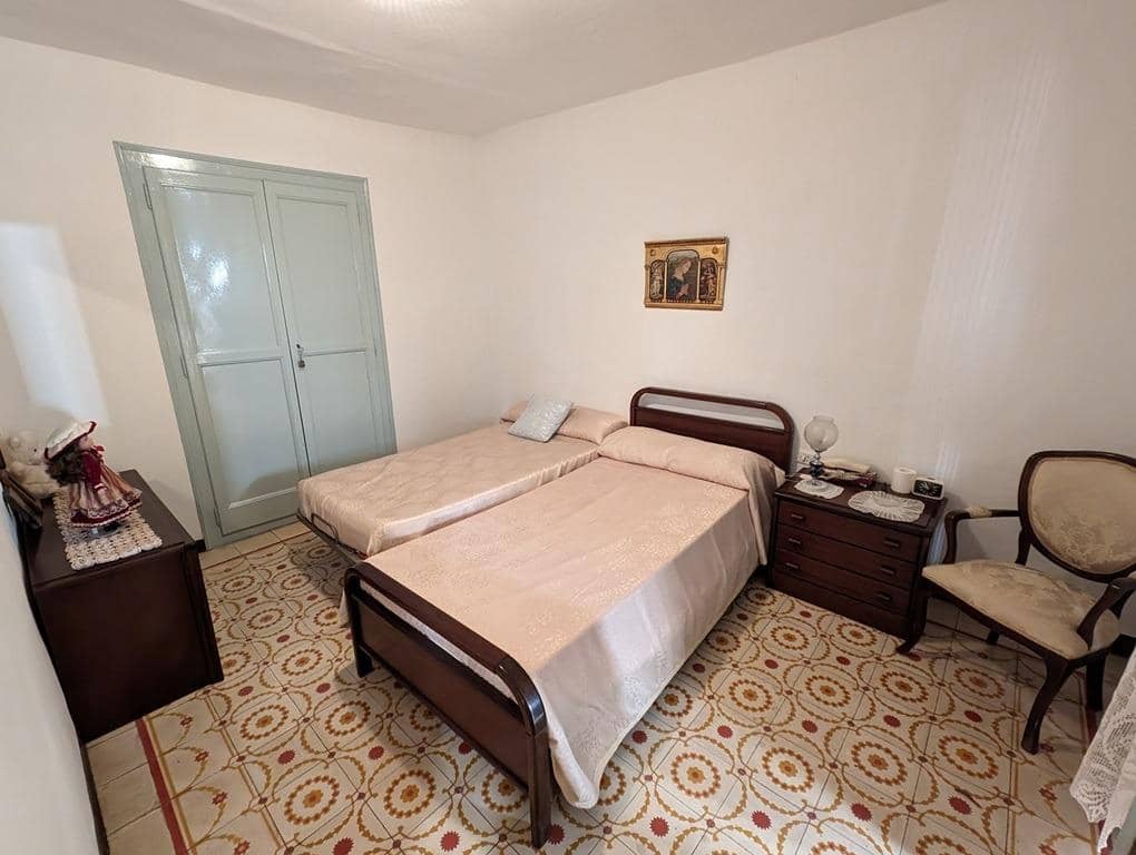 5 soveværelse Byhus til salg i Horta de Sant Joan - € 248.000 (Ref: 9150277)