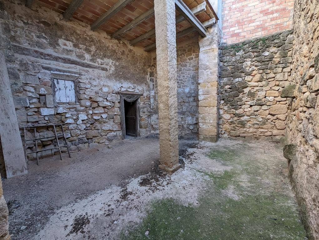 5 soveværelse Byhus til salg i Horta de Sant Joan - € 248.000 (Ref: 9150277)