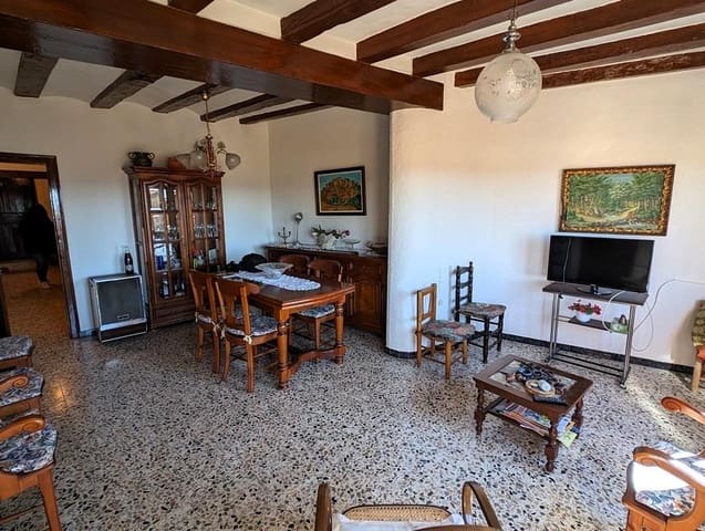 5 makuuhuone Omakotitalo myytävänä paikassa Horta de Sant Joan - 248 000 € (Ref: 9150277)