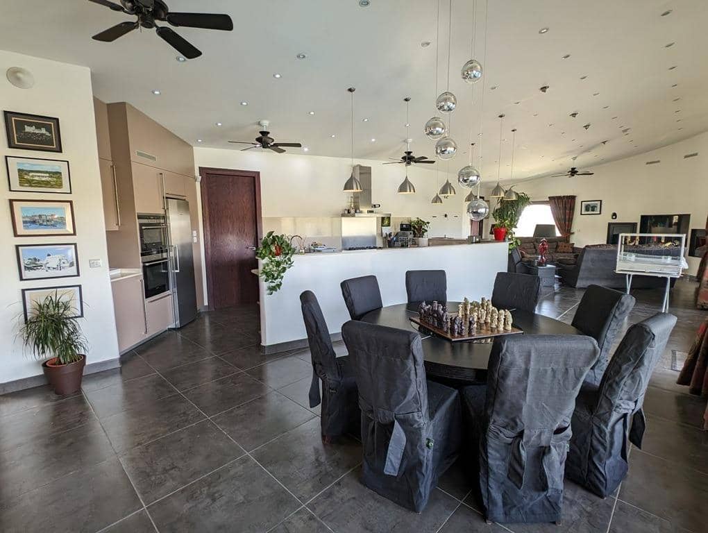 Finca/Casa Rural de 3 habitaciones en Cretas en venta con garaje - 470.000 € (Ref: 9150280)