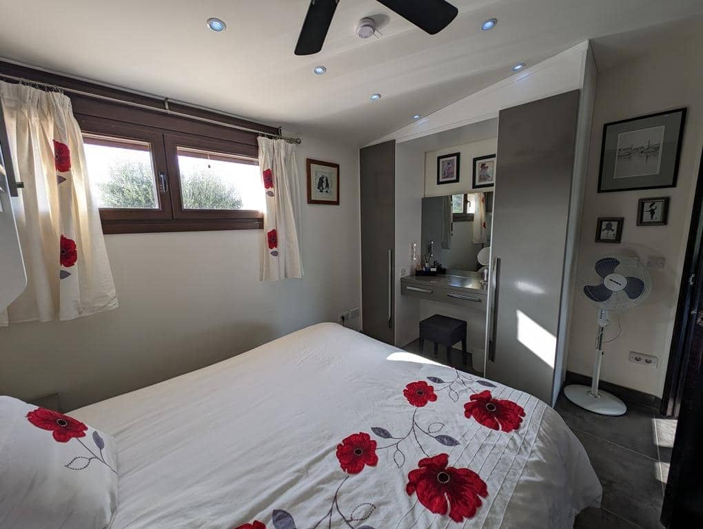 Finca/Casa Rural de 3 habitaciones en Cretas en venta con garaje - 470.000 € (Ref: 9150280)