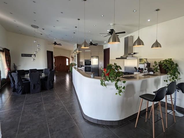 Finca/Casa Rural de 3 habitaciones en Cretas en venta con garaje - 470.000 € (Ref: 9150280)
