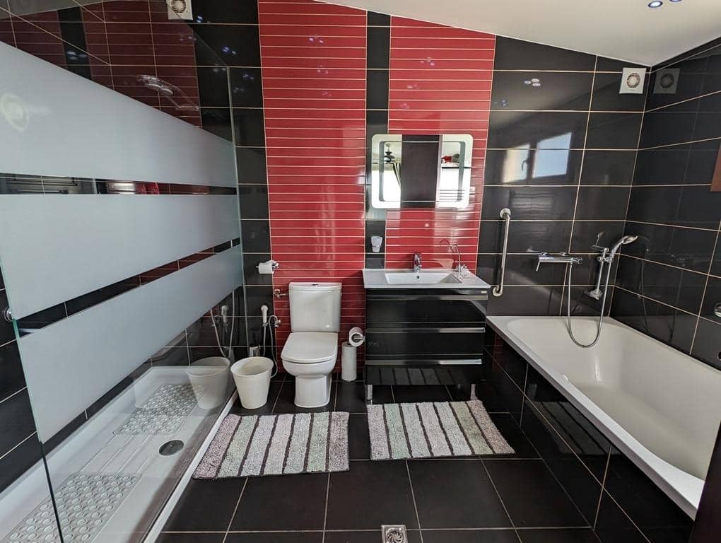 Finca/Casa Rural de 3 habitaciones en Cretas en venta con garaje - 470.000 € (Ref: 9150280)
