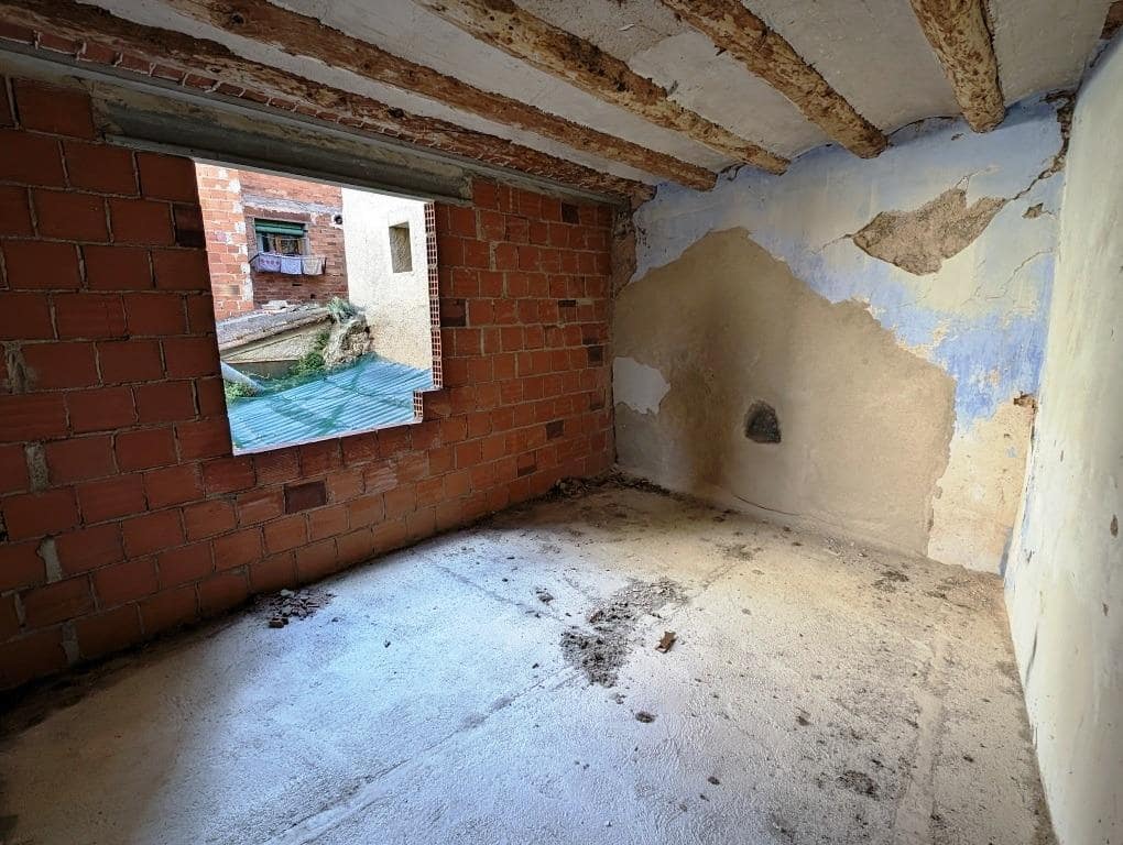 Ruin til salg i Beceite - € 80.000 (Ref: 9150281)