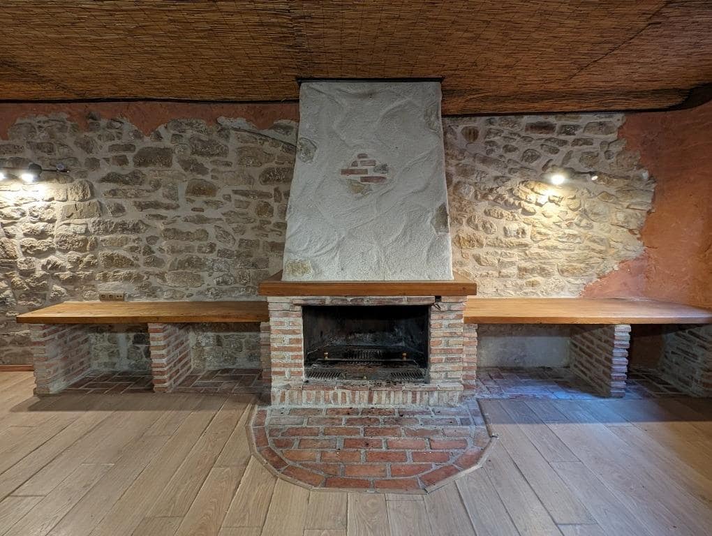 2 soveværelse Guesthouse/B & B til salg i Cretas - € 146.000 (Ref: 9150285)