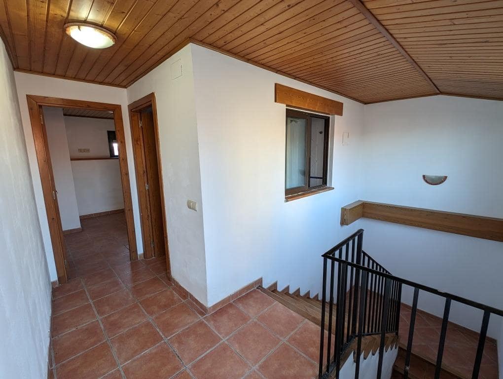 2 soveværelse Guesthouse/B & B til salg i Cretas - € 146.000 (Ref: 9150285)