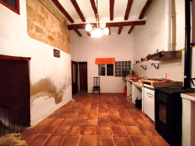 7 bedroom Townhouse for sale in Arens de Lledó - € 95,000 (Ref: 9150289)